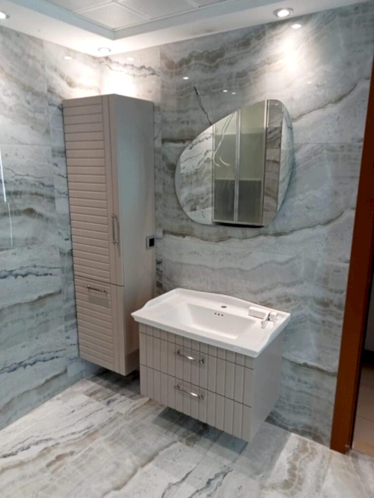 Banyo Dolabı